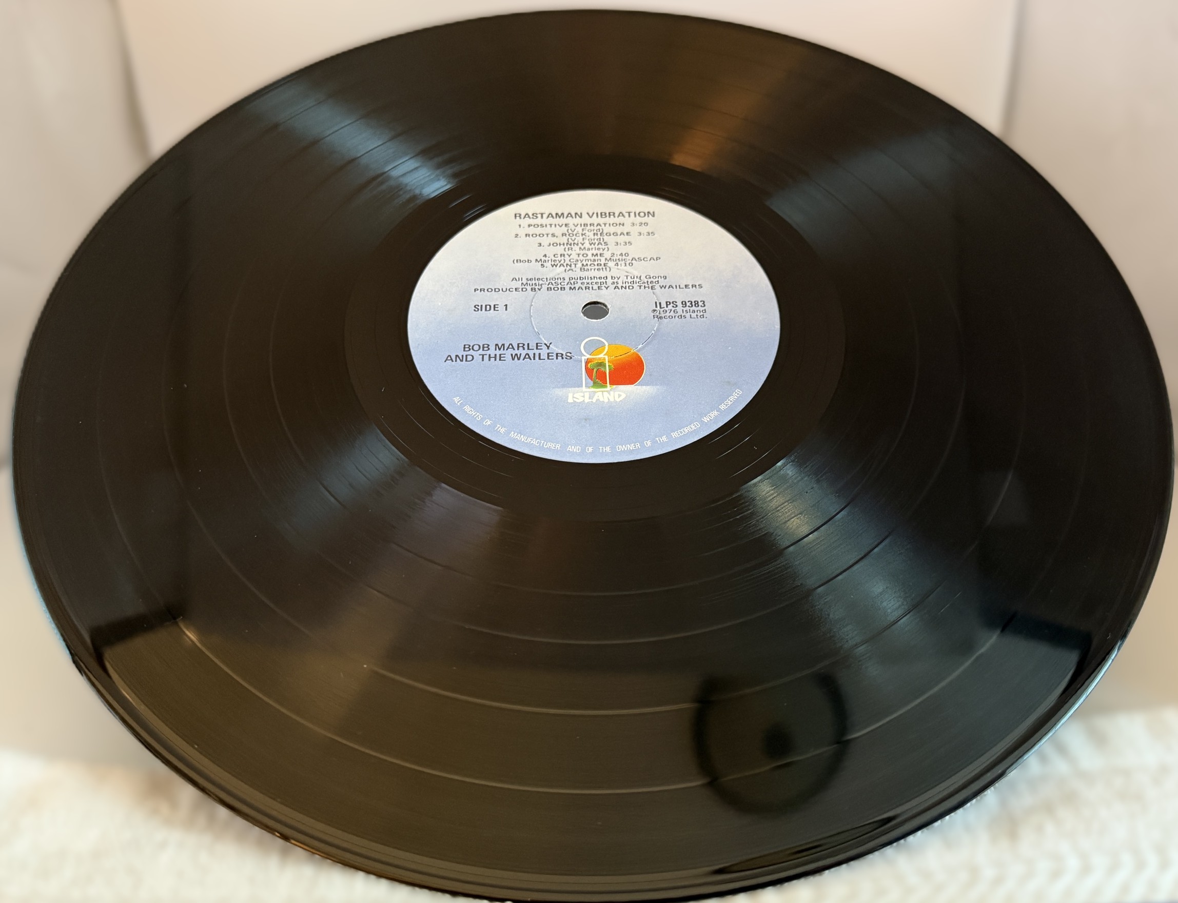 Photo 4: Rastaman Vibration Island Records vinyl LP