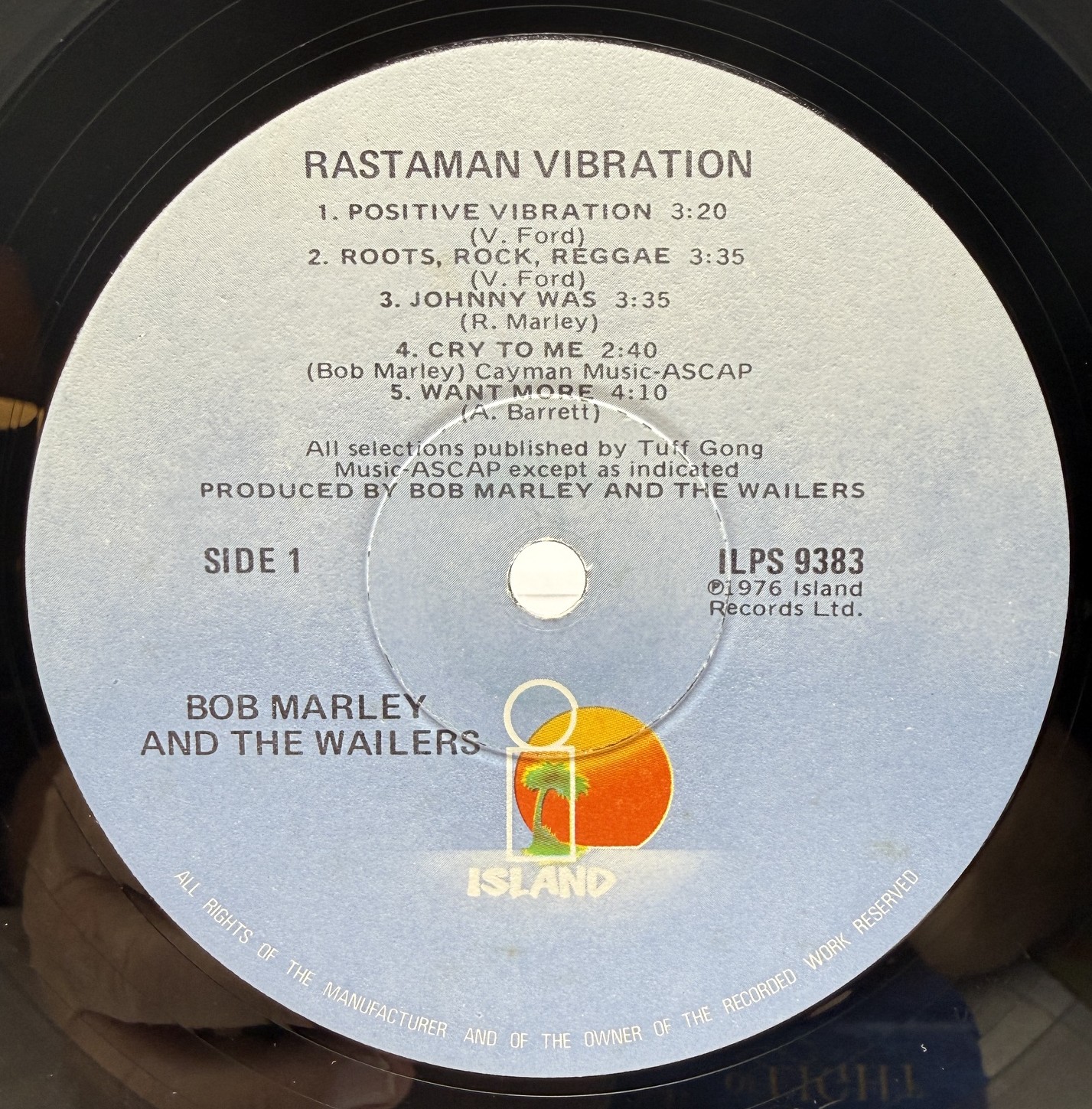 Photo 5: Rastaman Vibration Island ILPS 9383 Side 1 label