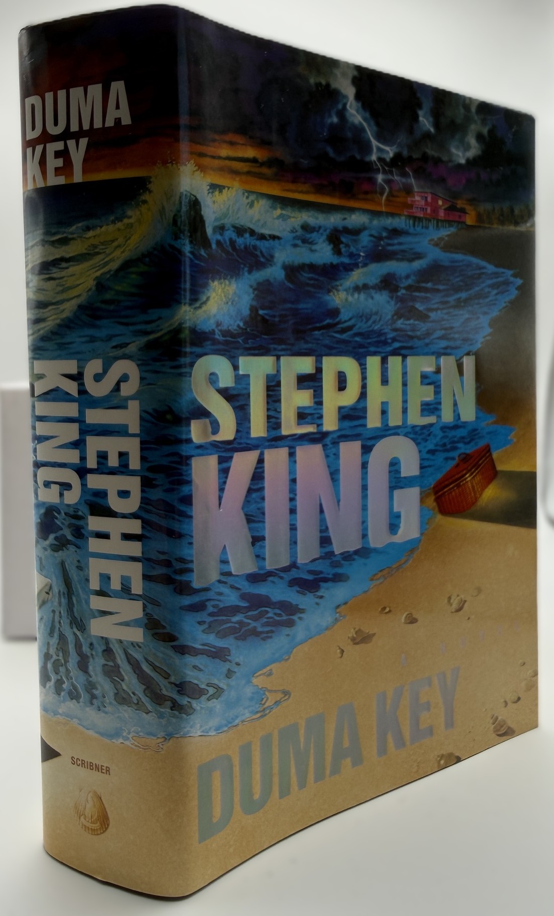 Stephen King Duma Key 2008 book spine and front cover angled view